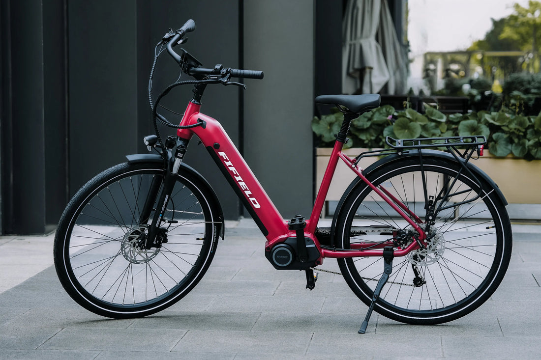 2025’s Top Commuter E-Bikes: Step-Through Designs for Approachable Daily Use